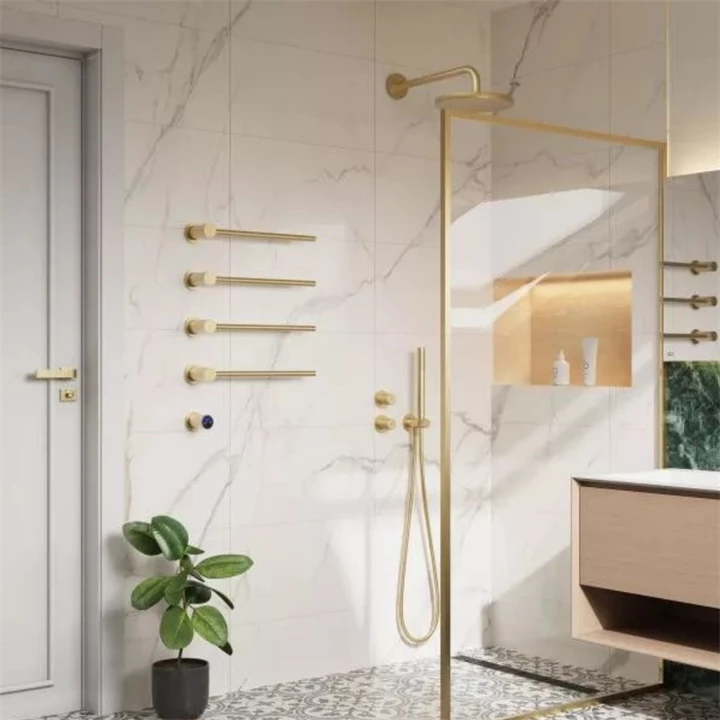 Arezzo design TUBELINE elektromos törölközőszárító radiátor, szálcsiszolt arany AR-TL45100BG