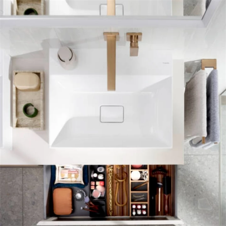 Hansgrohe Metropol egykaros falsík alatti mosdócsaptelep 225mm-es kifolyóval, szálcsiszolt bronz 32526140