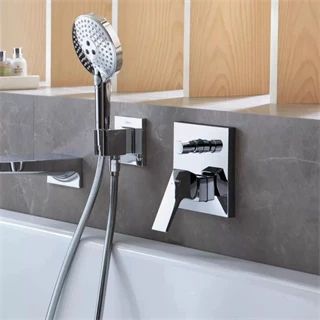 Hansgrohe Metropol Egykaros kádcsaptelep falsík alatti szereléshez, karos fogantyúval 32546000