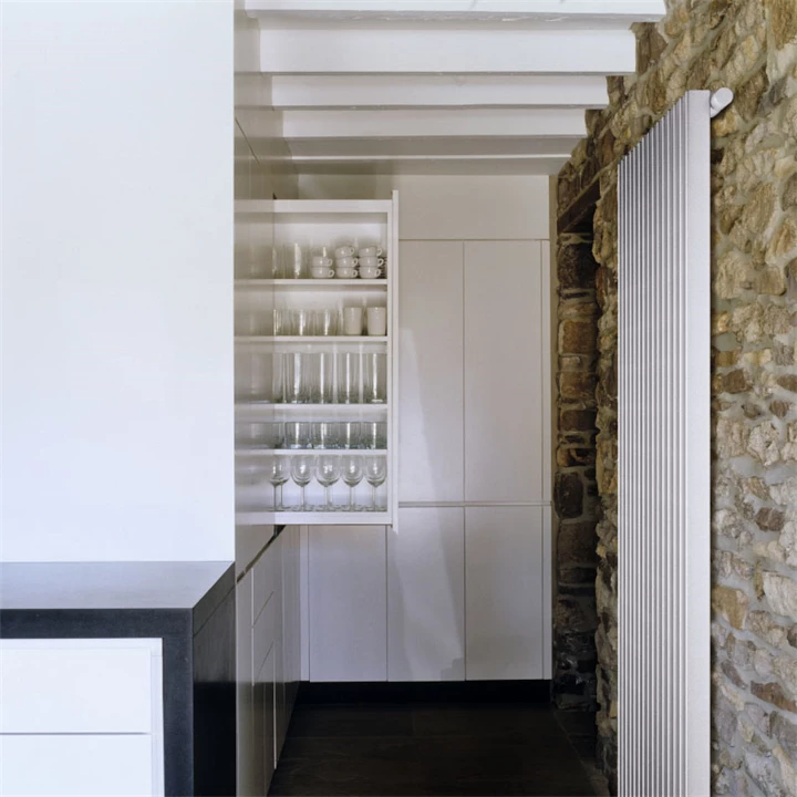 Lazzarini Arezzo design radiátor, egyenes, fehér 325x1800 mm 383803
